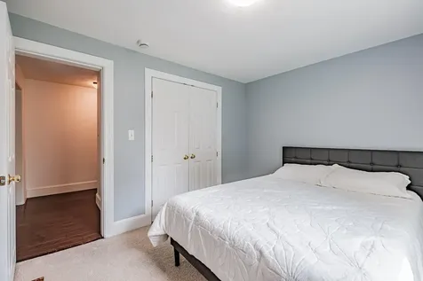 11 Brookside Drive Falmouth ME 04105