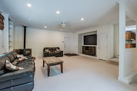 11 Brookside Drive Falmouth ME 04105