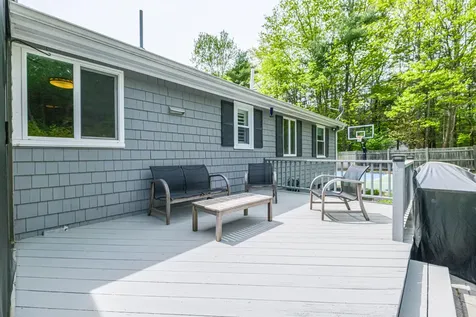 11 Brookside Drive Falmouth ME 04105