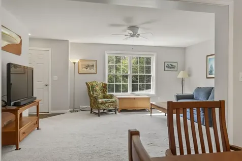 15 Shipbuilder Road Boothbay ME 04544