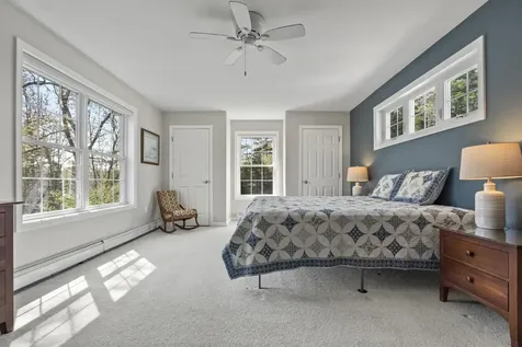 15 Shipbuilder Road Boothbay ME 04544