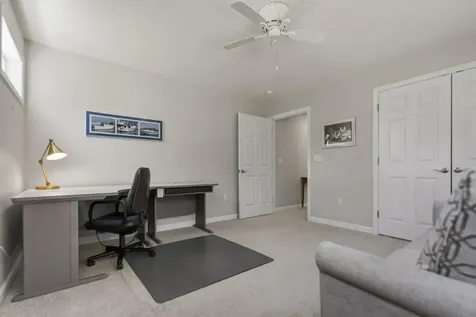 15 Shipbuilder Road Boothbay ME 04544
