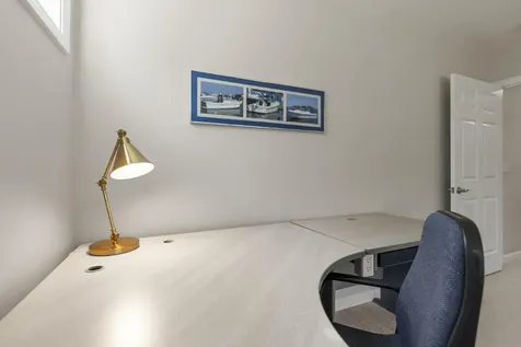 15 Shipbuilder Road Boothbay ME 04544