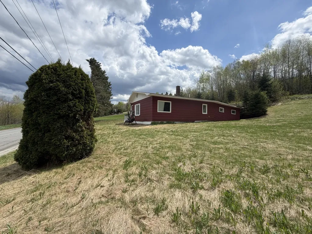 547 Riverview Street Madawaska ME 04756