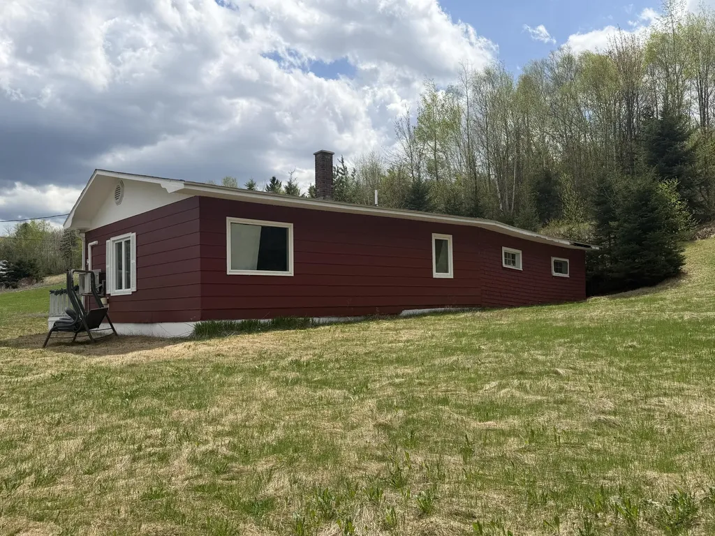 547 Riverview Street Madawaska ME 04756