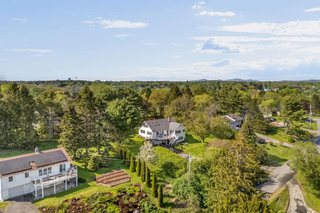 87 Sunrise Terrace Thomaston ME 04861