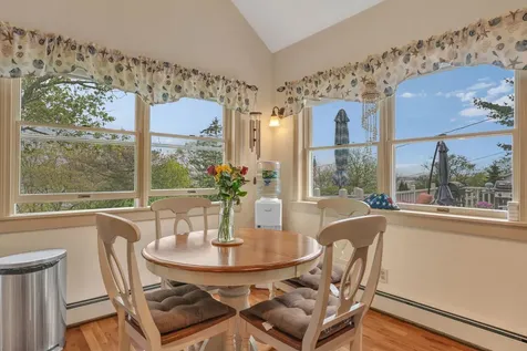 87 Sunrise Terrace Thomaston ME 04861