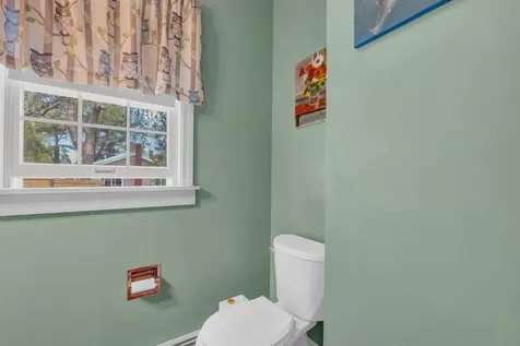 87 Sunrise Terrace Thomaston ME 04861