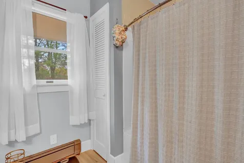 87 Sunrise Terrace Thomaston ME 04861