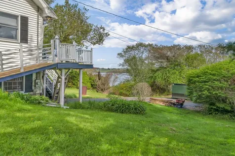 87 Sunrise Terrace Thomaston ME 04861