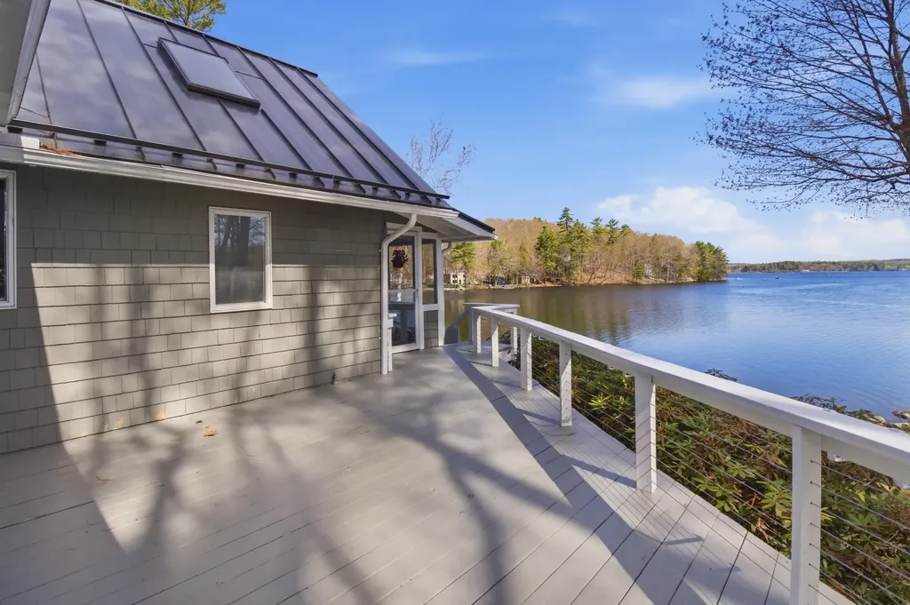 60 Cardinal Lane Poland ME 04274