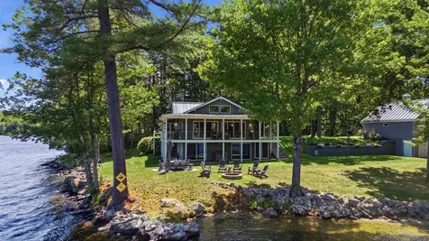 60 Cardinal Lane Poland ME 04274