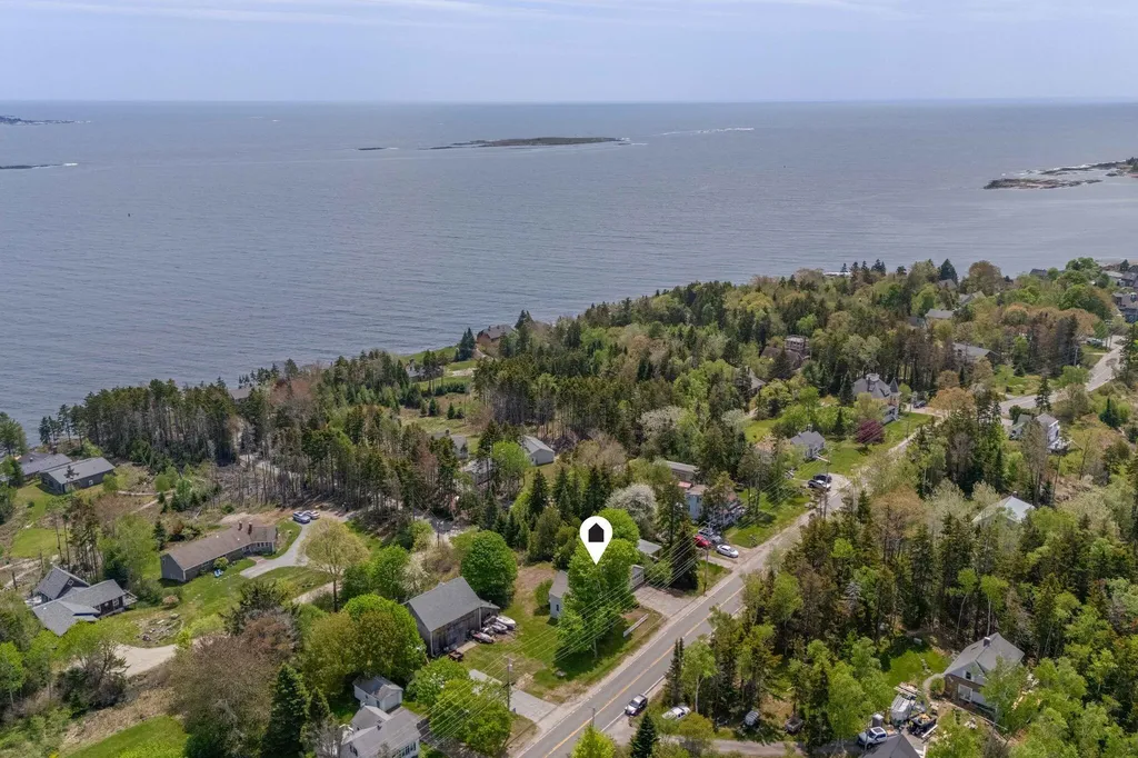 1807 Harpswell Islands Road Harpswell ME 04066
