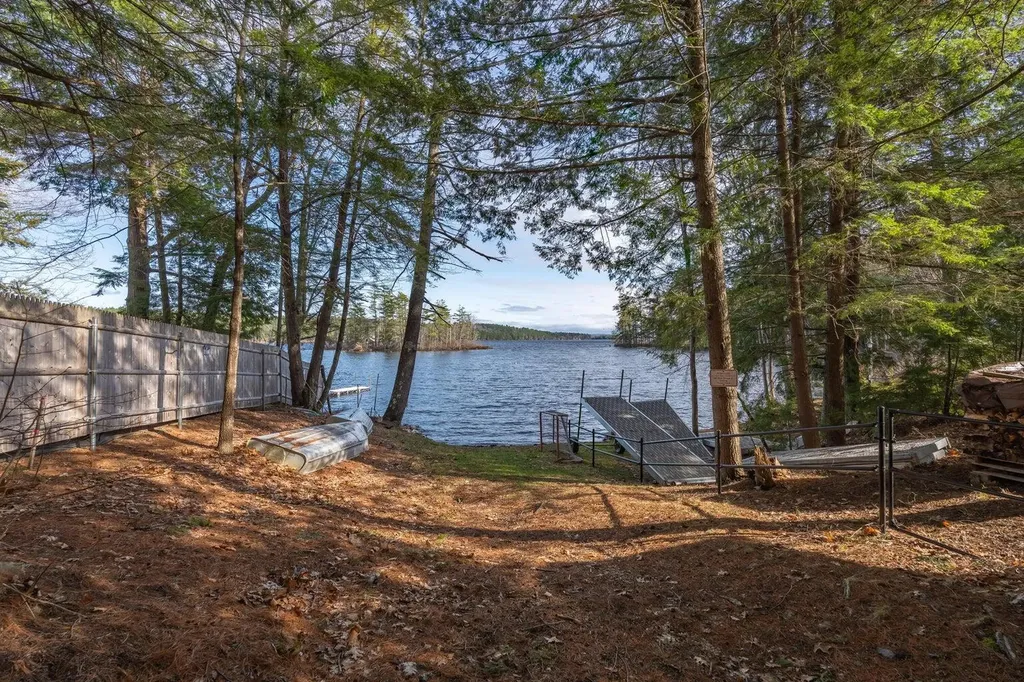 21 Milligan Circle Oxford ME 04270