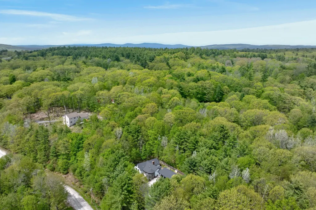 26 Sawyer Road Poland ME 04274