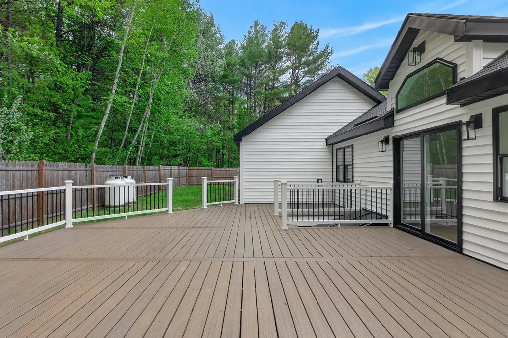 26 Sawyer Road Poland ME 04274