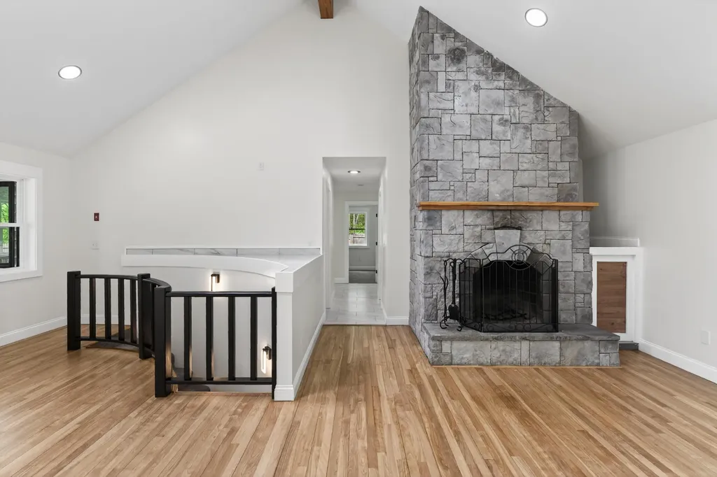 26 Sawyer Road Poland ME 04274