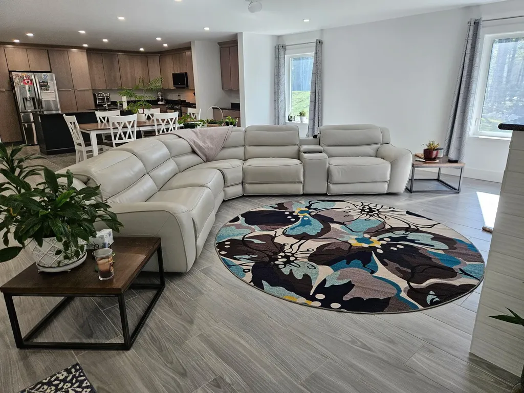 47 Cove Road Lincoln ME 04457