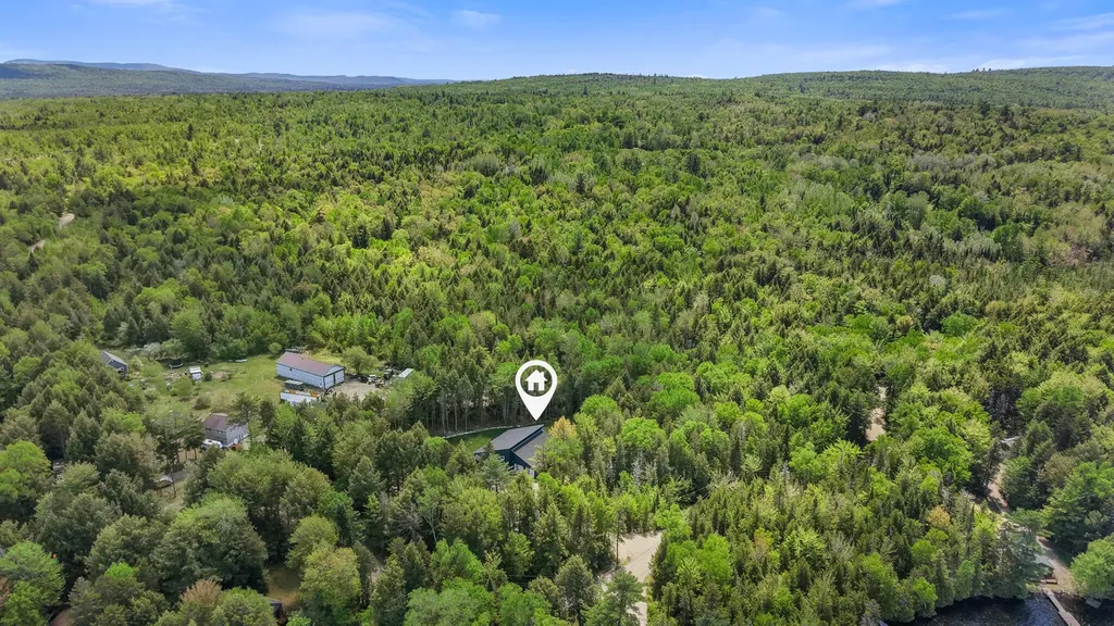 47 Cove Road Lincoln ME 04457