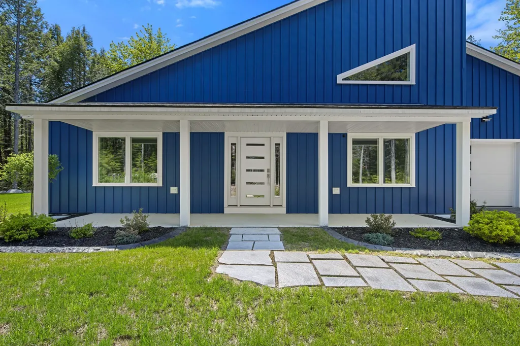 47 Cove Road Lincoln ME 04457