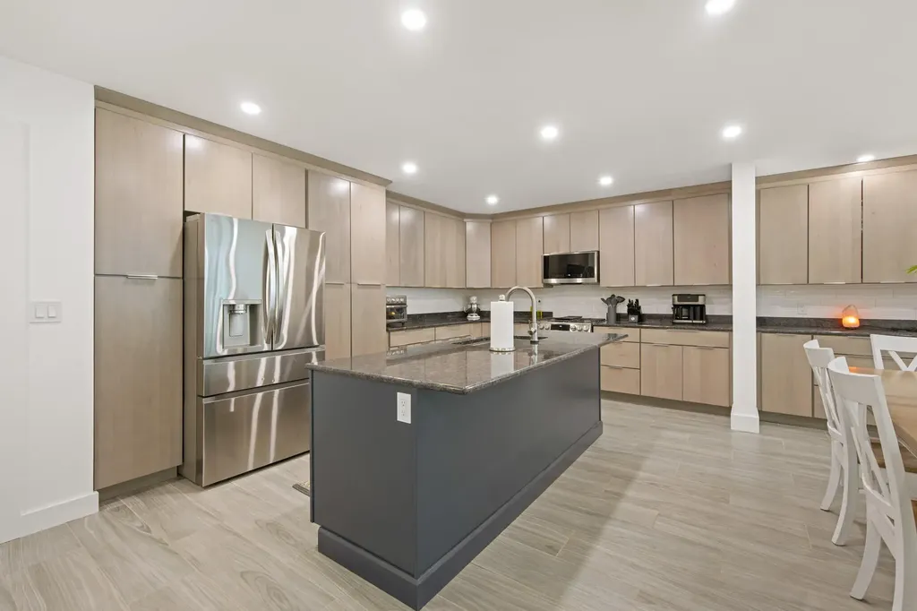 47 Cove Road Lincoln ME 04457