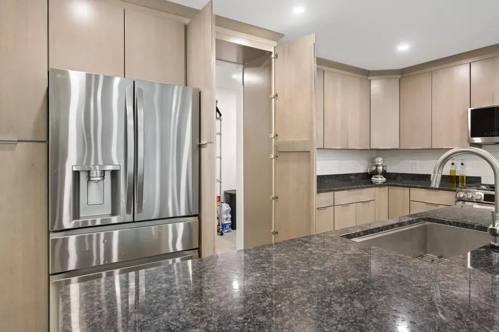 47 Cove Road Lincoln ME 04457