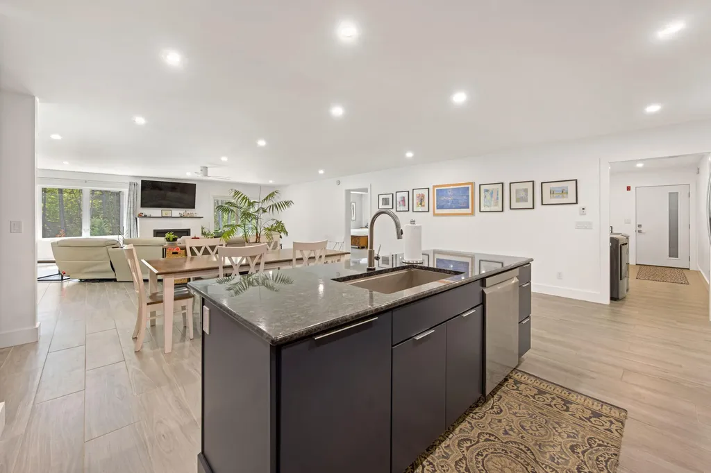 47 Cove Road Lincoln ME 04457