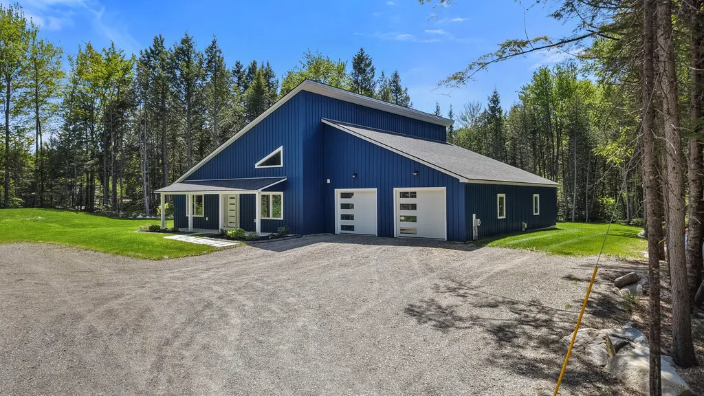 47 Cove Road Lincoln ME 04457