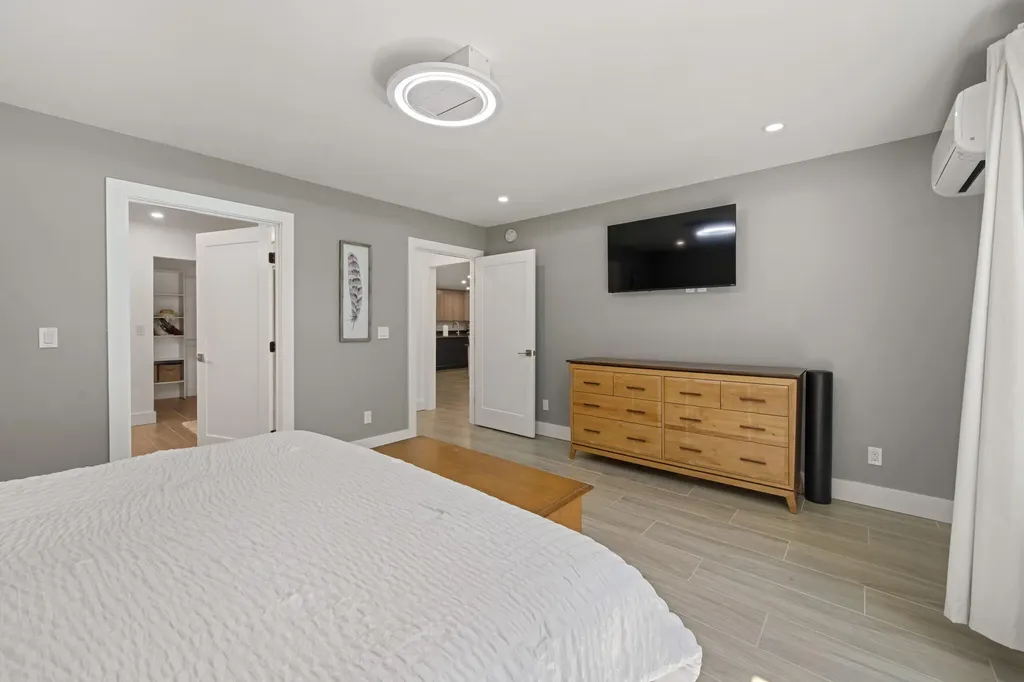 47 Cove Road Lincoln ME 04457
