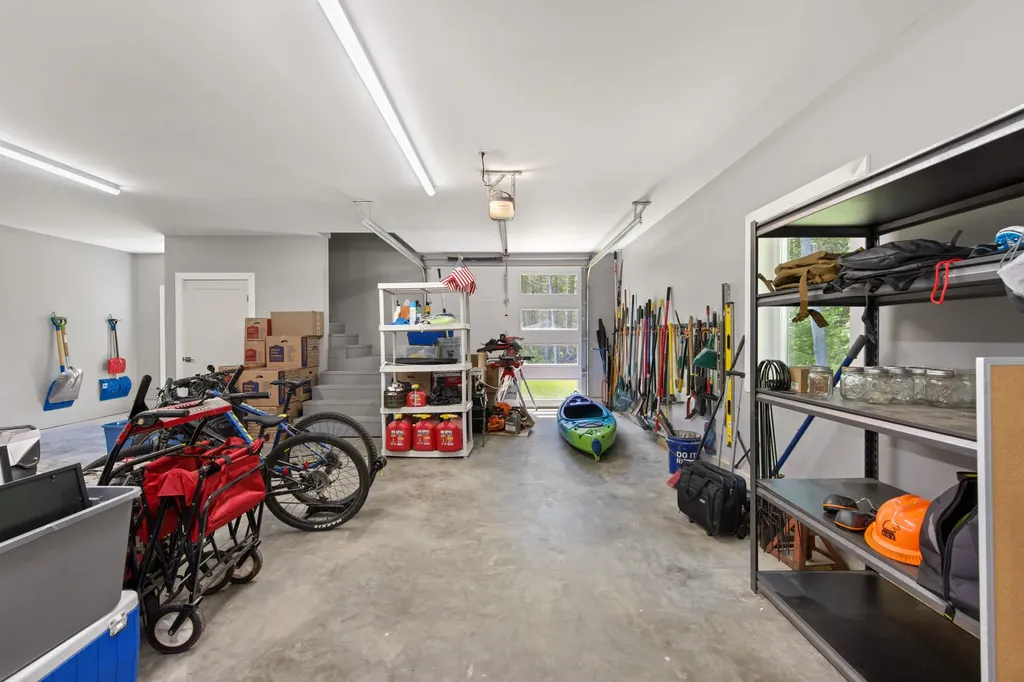 47 Cove Road Lincoln ME 04457