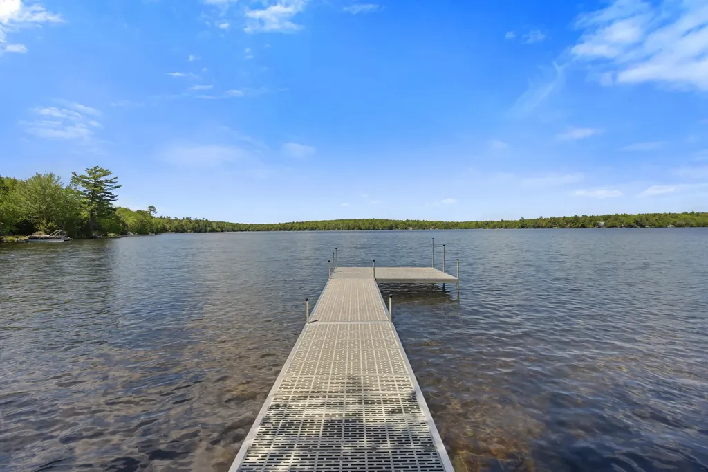 47 Cove Road Lincoln ME 04457
