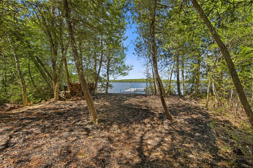 47 Cove Road Lincoln ME 04457