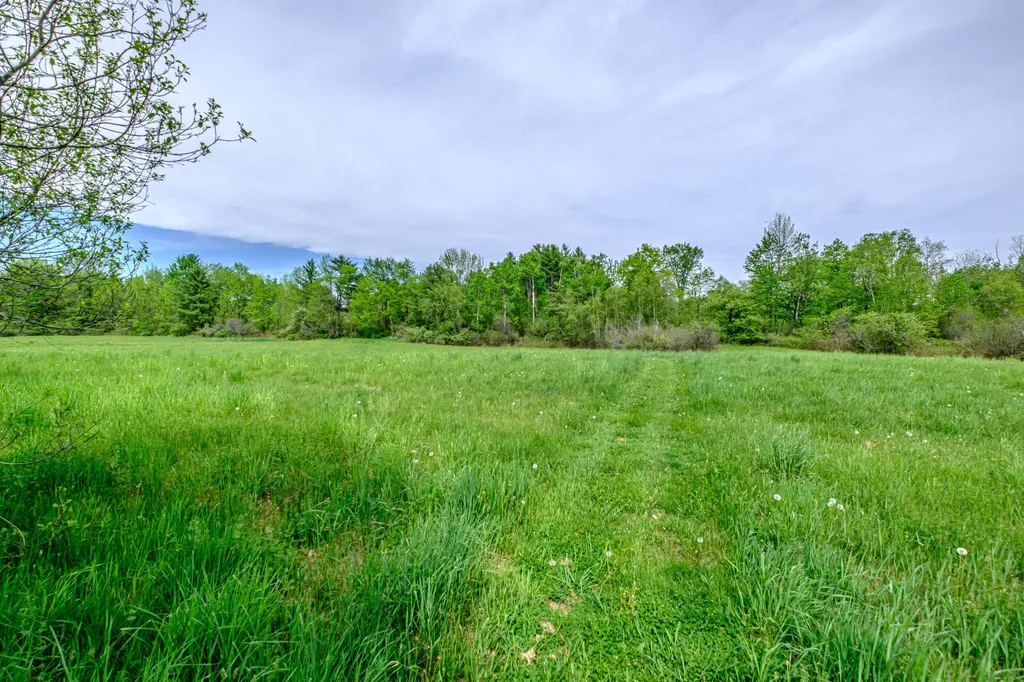 27 Clearview Drive Gorham ME 04038