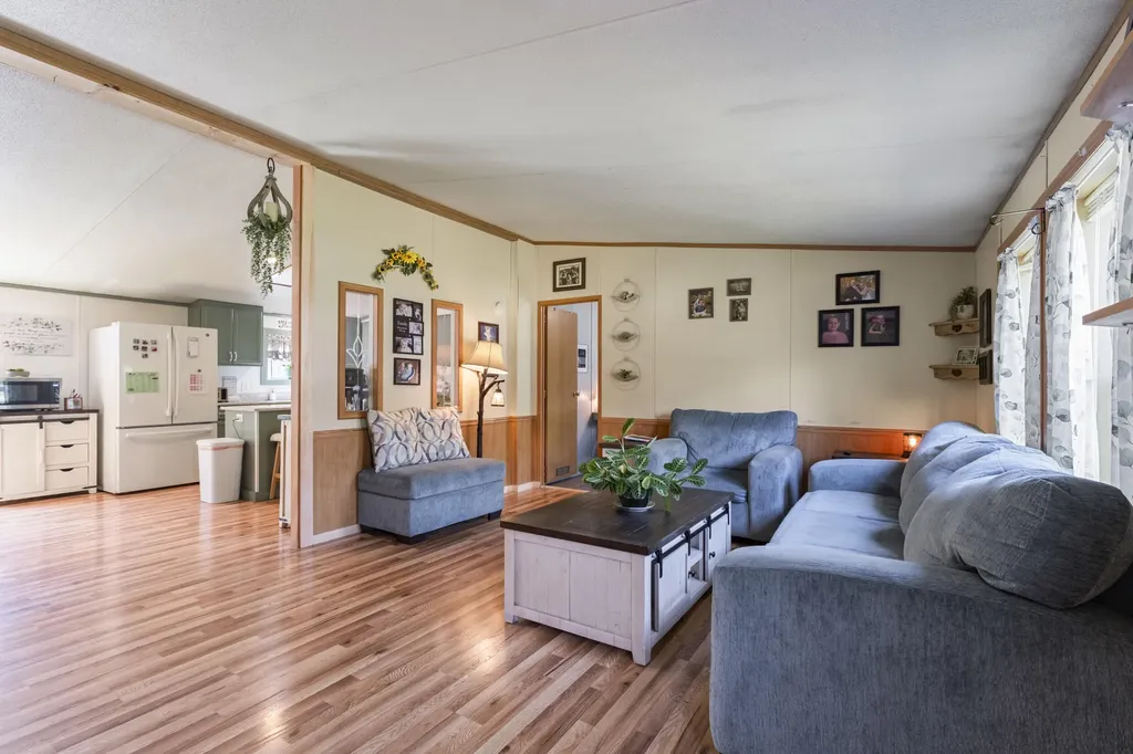 16 Ryan Lane Skowhegan ME 04976