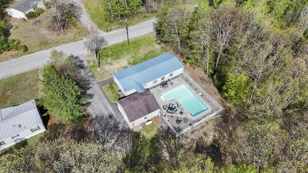 16 Ryan Lane Skowhegan ME 04976