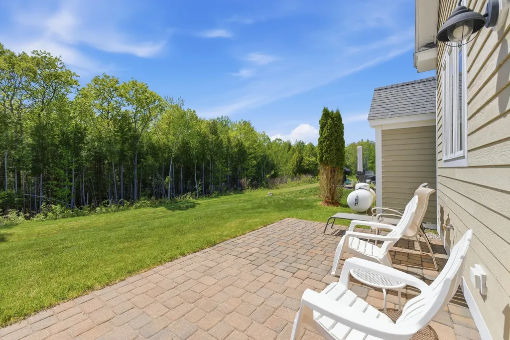 23 Ranger Lane Arundel ME 04046