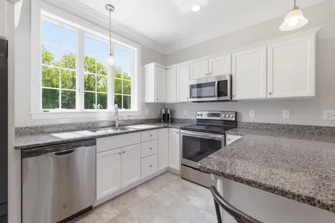 23 Ranger Lane Arundel ME 04046