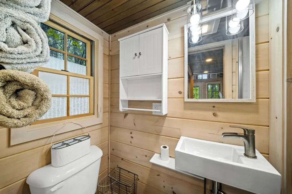 1773 Hudson Road Hudson ME 04449