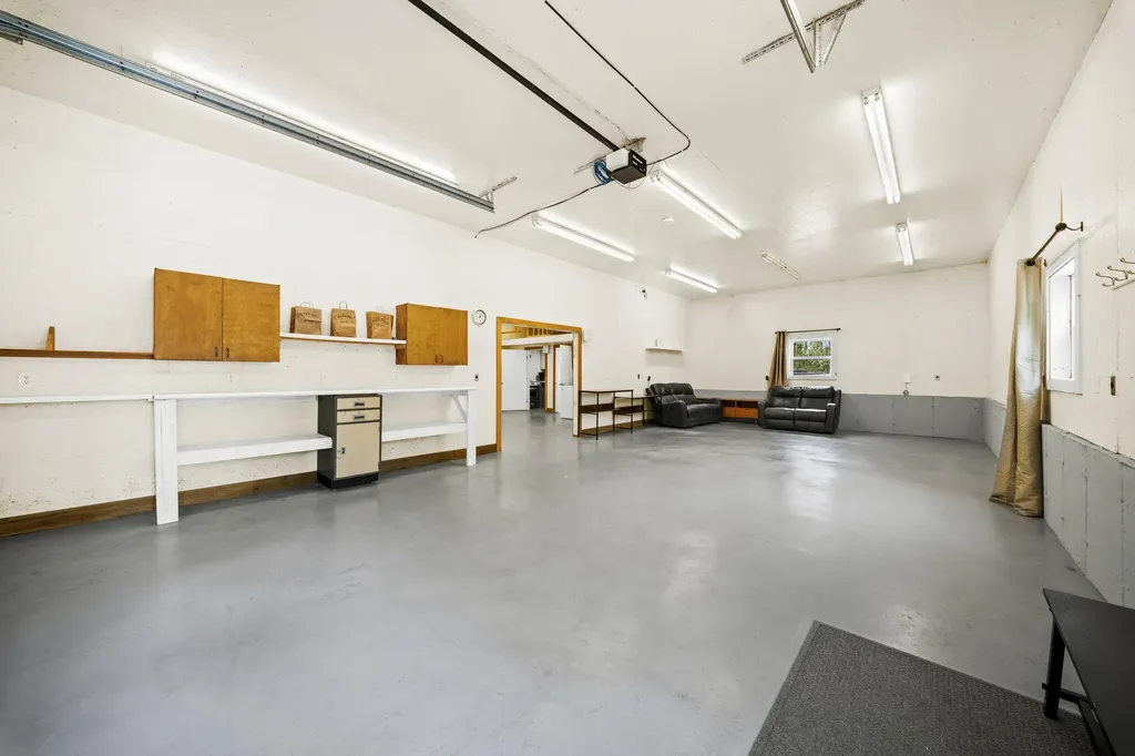 1773 Hudson Road Hudson ME 04449
