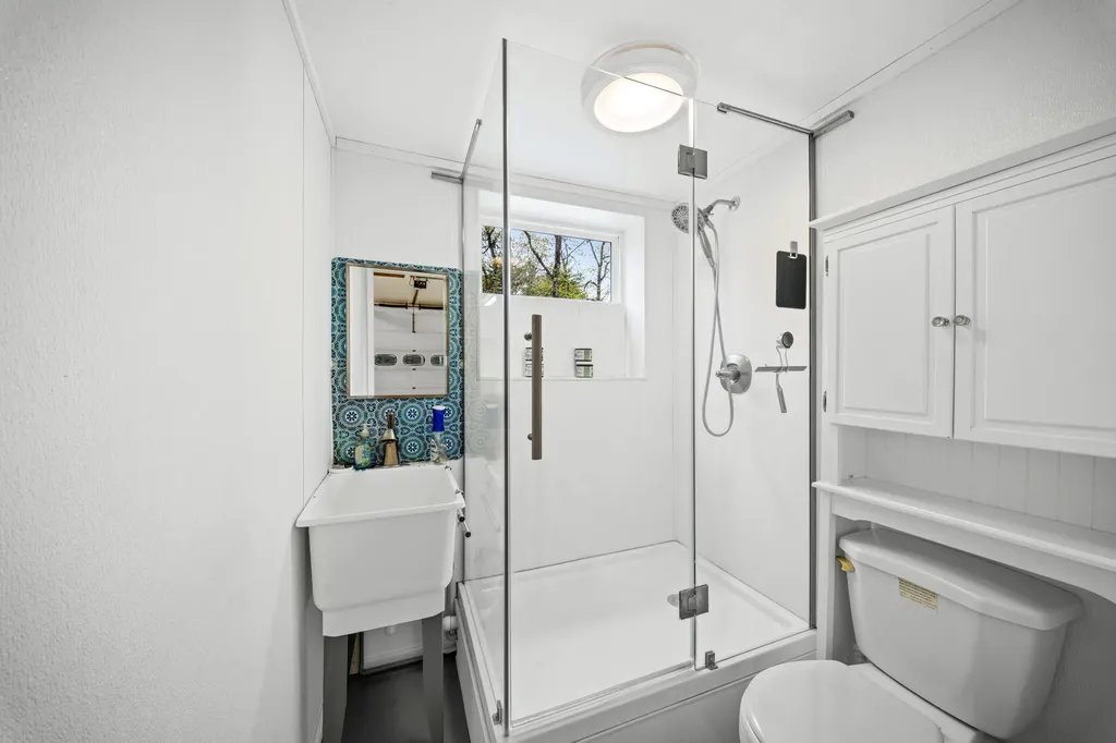 1773 Hudson Road Hudson ME 04449