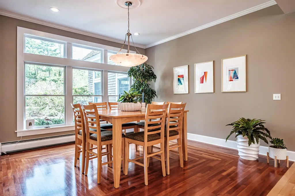 11 Silver Brook Circle Scarborough ME 04074