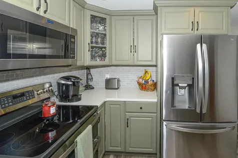 25 Jefferson Court Naples ME 04055