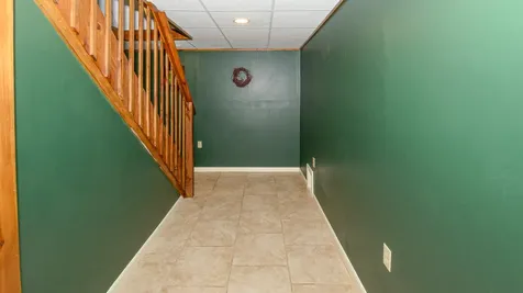 25 Jefferson Court Naples ME 04055