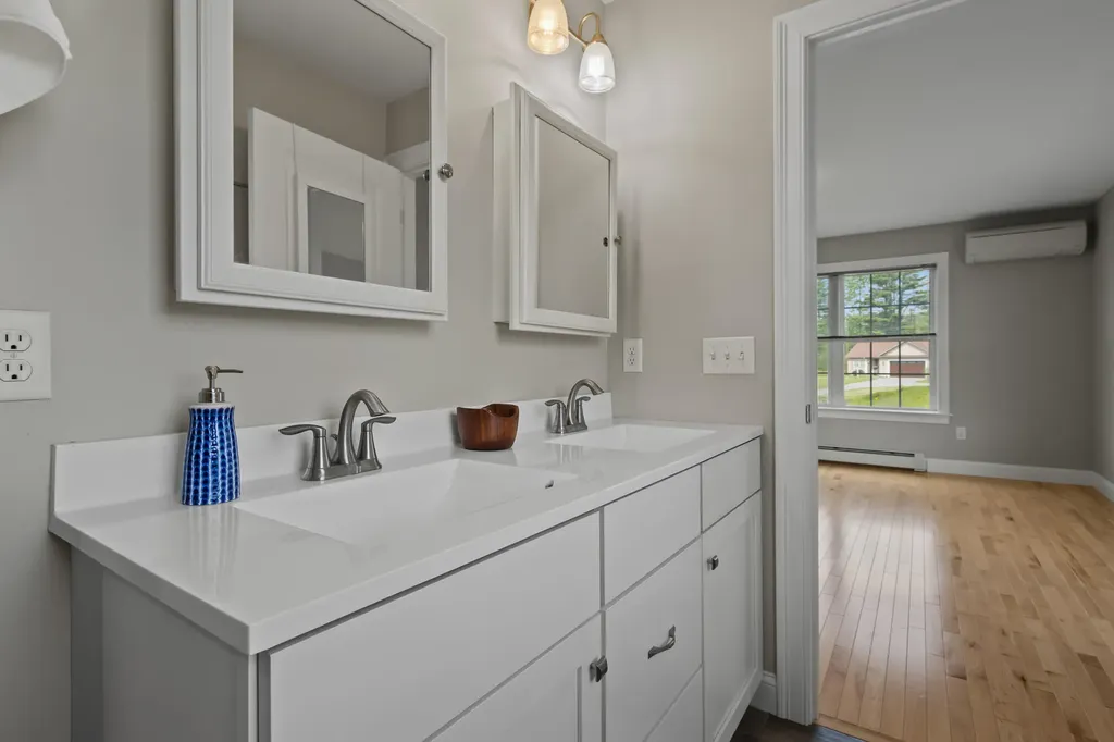 26 Stillwater Drive Westbrook ME 04092