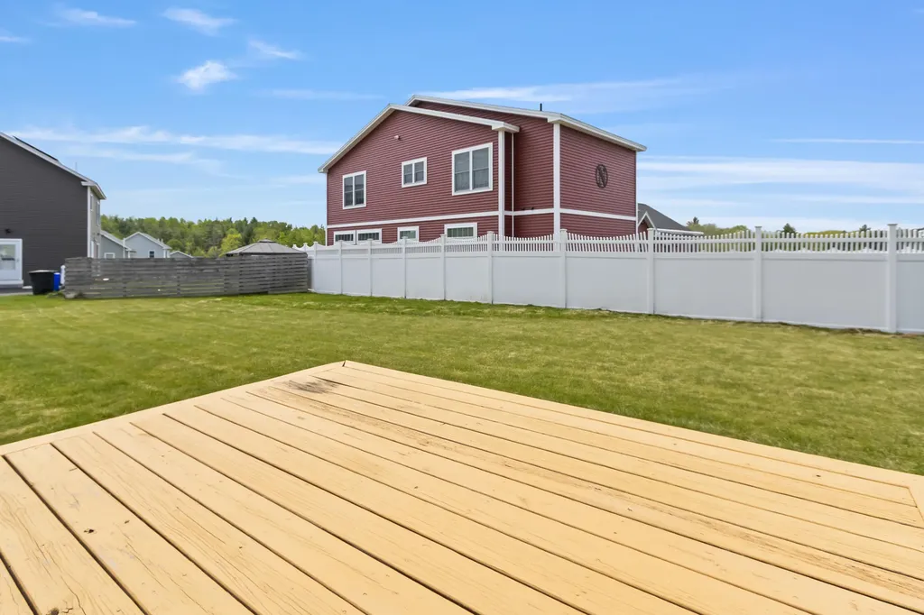 26 Stillwater Drive Westbrook ME 04092