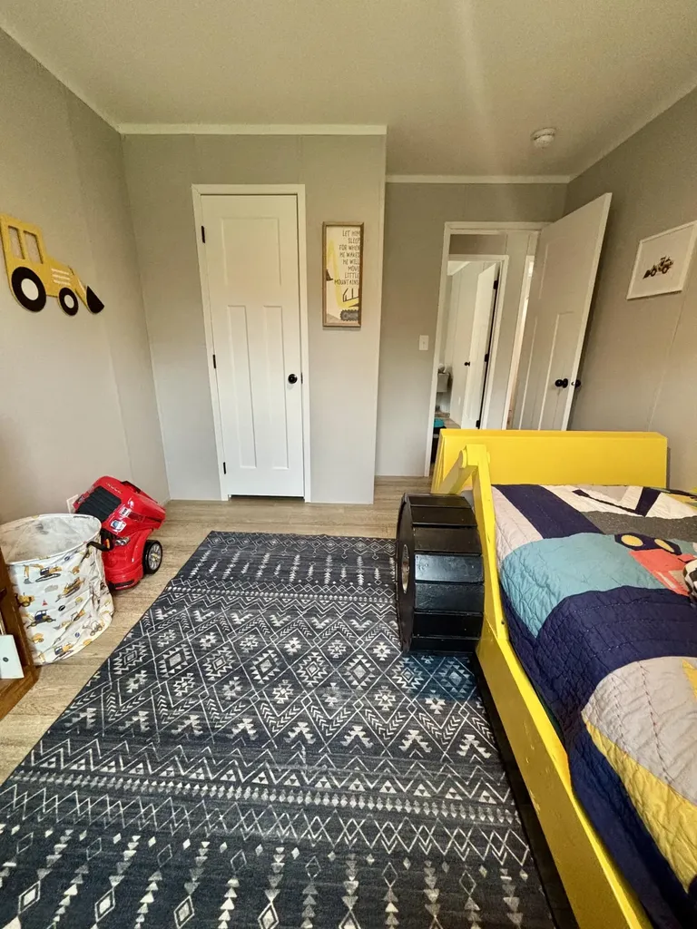 318 Old Belfast Road Frankfort ME 04438