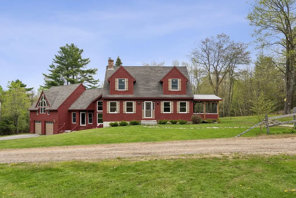 24 Autumn Lane Freeport ME 04032