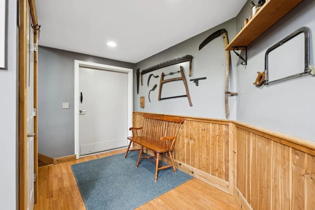 24 Autumn Lane Freeport ME 04032