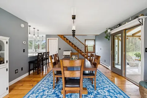 24 Autumn Lane Freeport ME 04032