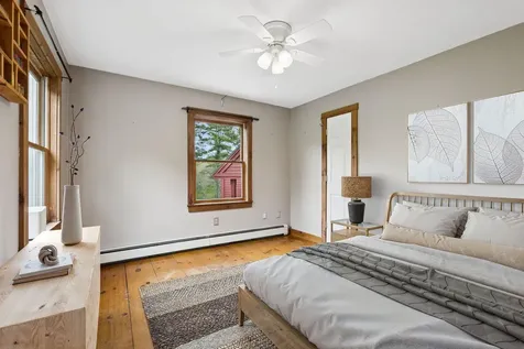 24 Autumn Lane Freeport ME 04032